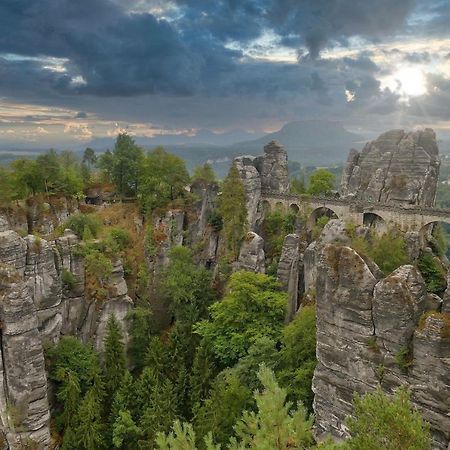 *Neu* 2 Zi, Offene Kueche, Balkon Appartement Pirna Buitenkant foto
