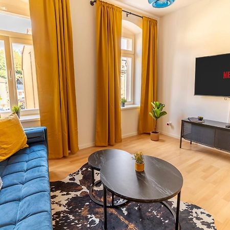 *Neu* 2 Zi, Offene Kueche, Balkon Appartement Pirna Buitenkant foto