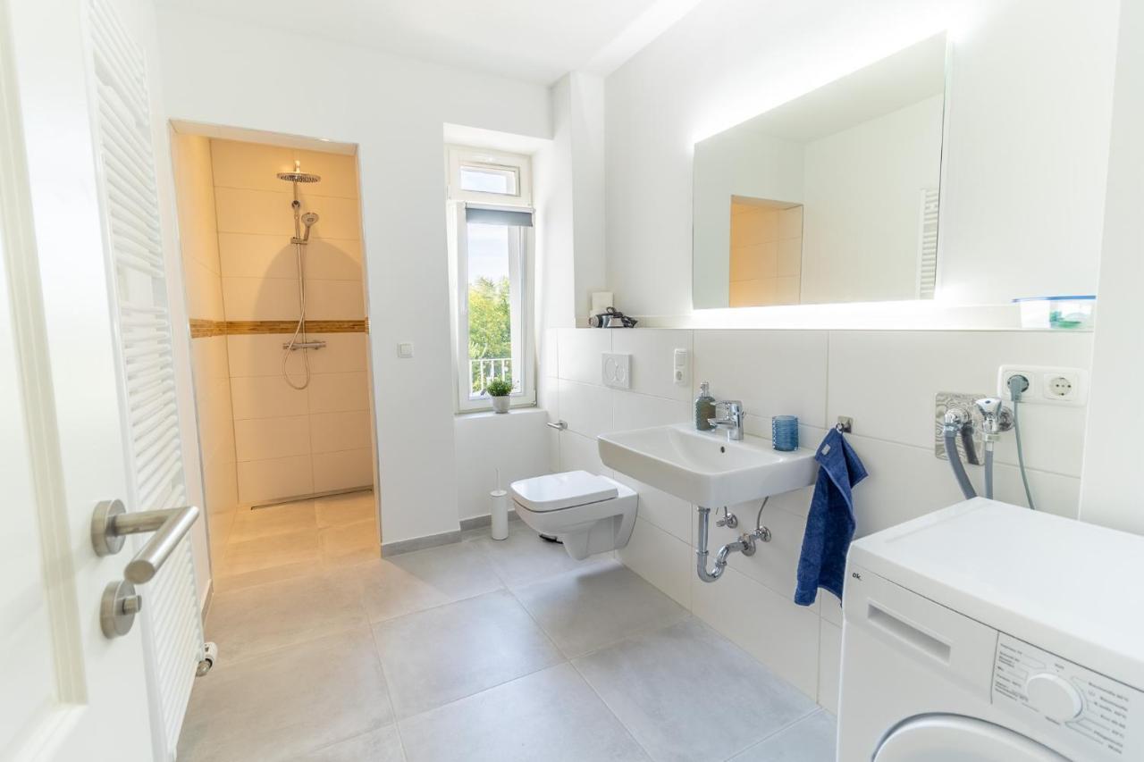 *Neu* 2 Zi, Offene Kueche, Balkon Appartement Pirna Buitenkant foto